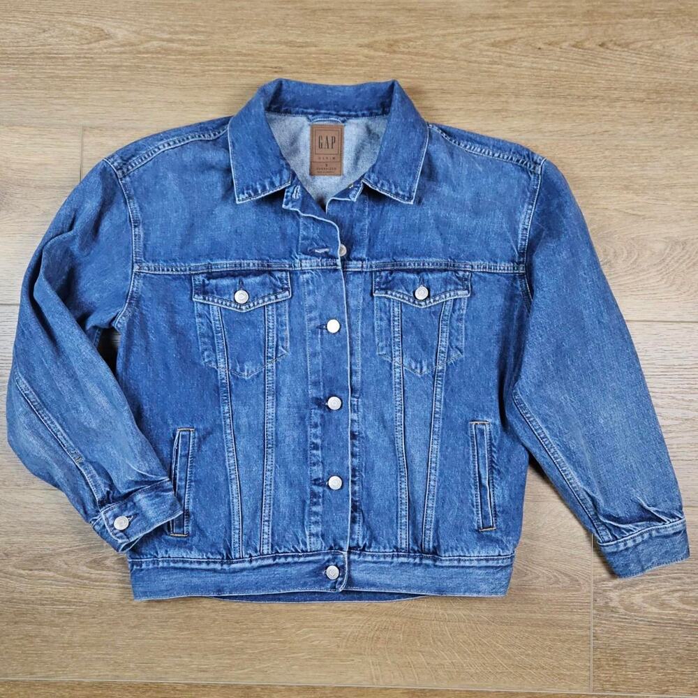 GAP Oversized Dad Denim Jacket Medium Wash Blue Jean Trucker S 90s